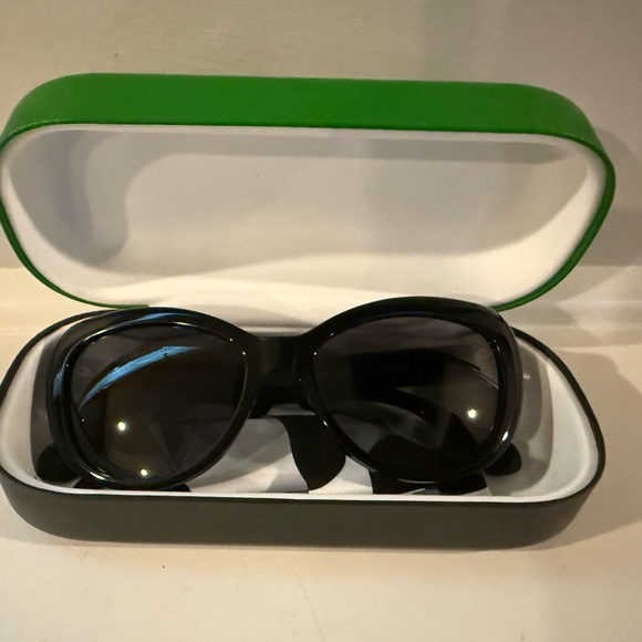 Kate Spade black sunglasses with Case - Picture 1 of 8